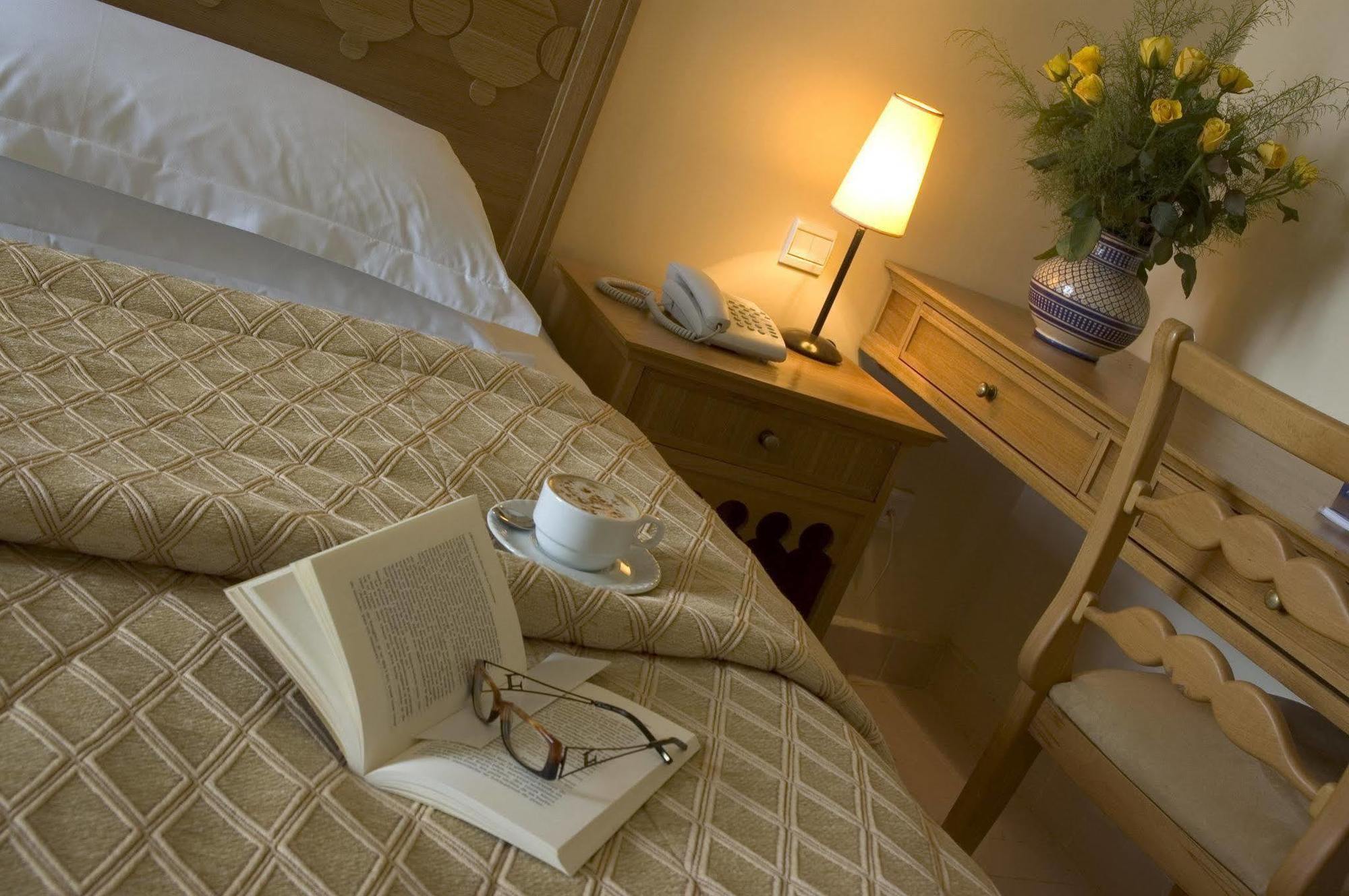 Farah Safi Hotell Rom bilde